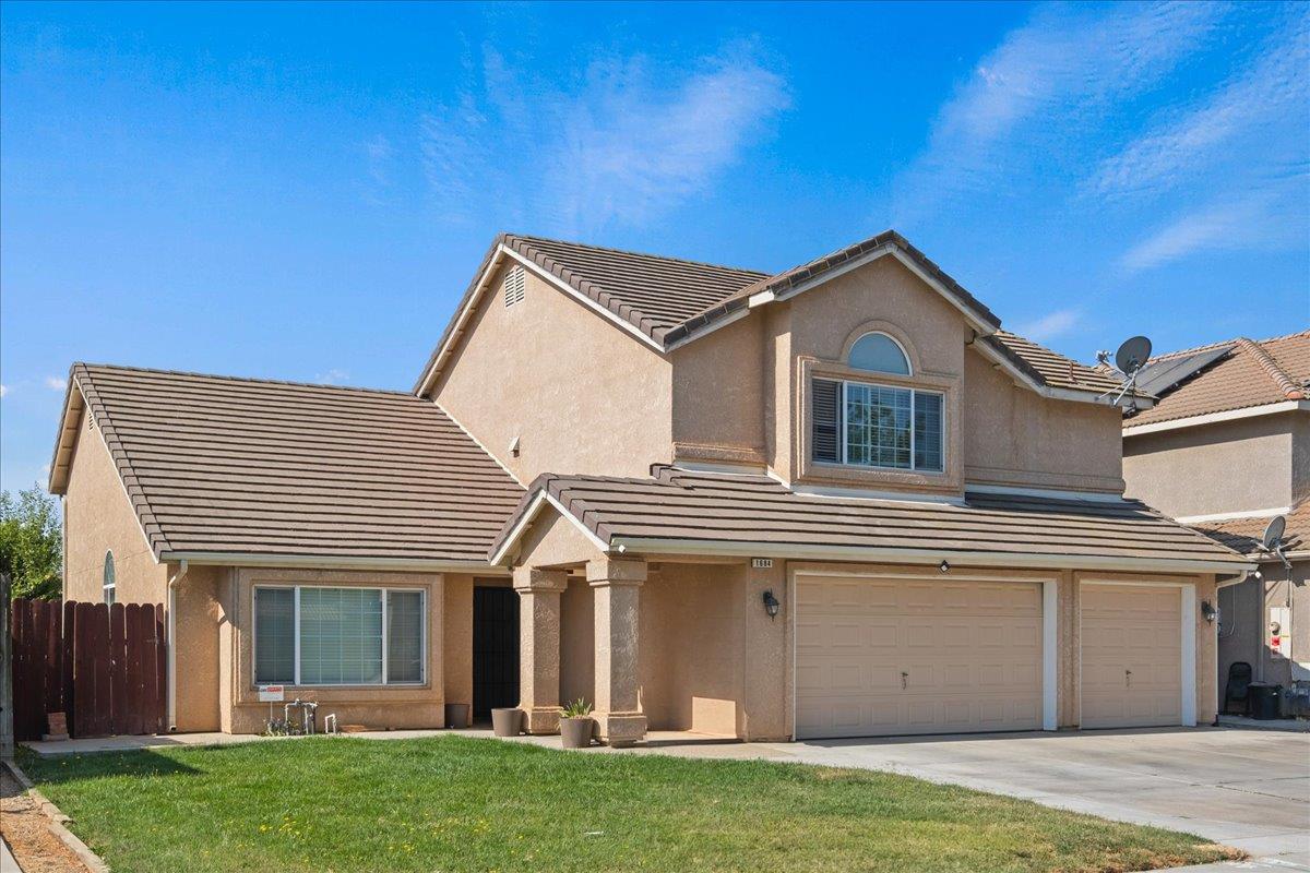 Detail Gallery Image 4 of 29 For 1684 via Milano, Gustine,  CA 95322 - 4 Beds | 3 Baths