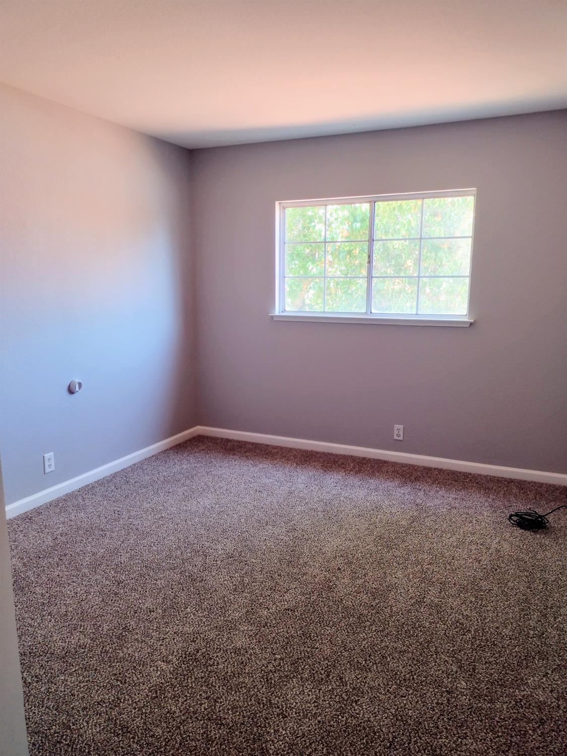 Detail Gallery Image 29 of 57 For 1900 Berryessa Dr, Modesto,  CA 95358 - 3 Beds | 2/1 Baths