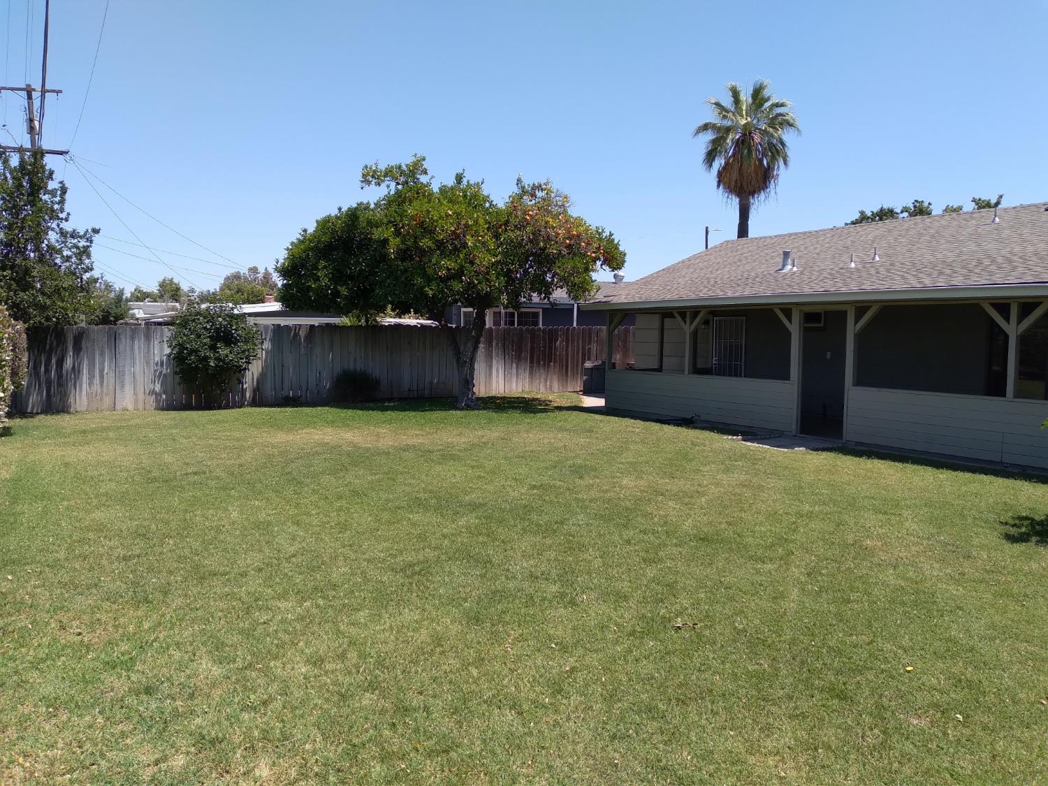 Detail Gallery Image 21 of 26 For 1585 Redwood Ave, Atwater,  CA 95301 - 3 Beds | 2 Baths