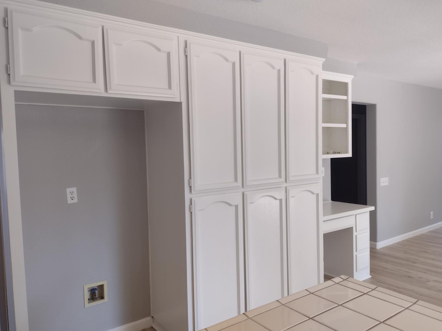 Detail Gallery Image 12 of 57 For 1900 Berryessa Dr, Modesto,  CA 95358 - 3 Beds | 2/1 Baths