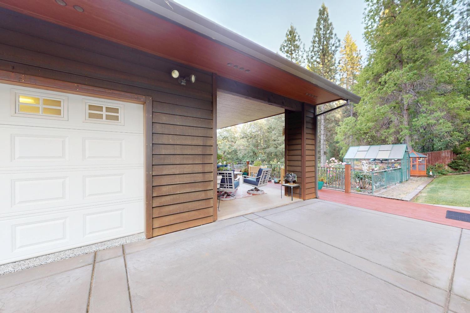 Detail Gallery Image 18 of 91 For 16160 Willow Glen Rd, Brownsville,  CA 95919 - 3 Beds | 3/1 Baths