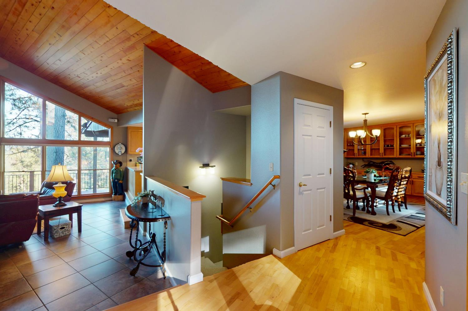 Detail Gallery Image 10 of 91 For 16160 Willow Glen Rd, Brownsville,  CA 95919 - 3 Beds | 3/1 Baths