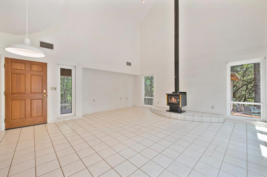 Detail Gallery Image 7 of 47 For 480 Ridgeback Ln, Colfax,  CA 95713 - 3 Beds | 2 Baths