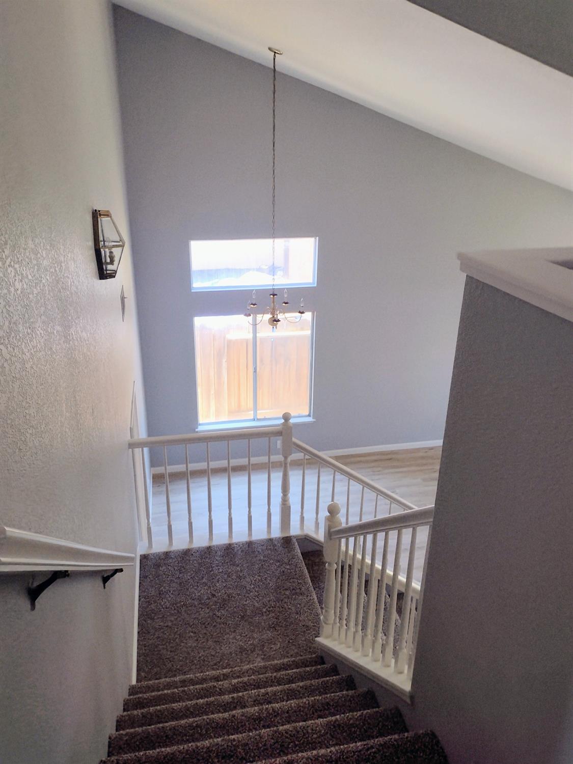Detail Gallery Image 26 of 57 For 1900 Berryessa Dr, Modesto,  CA 95358 - 3 Beds | 2/1 Baths