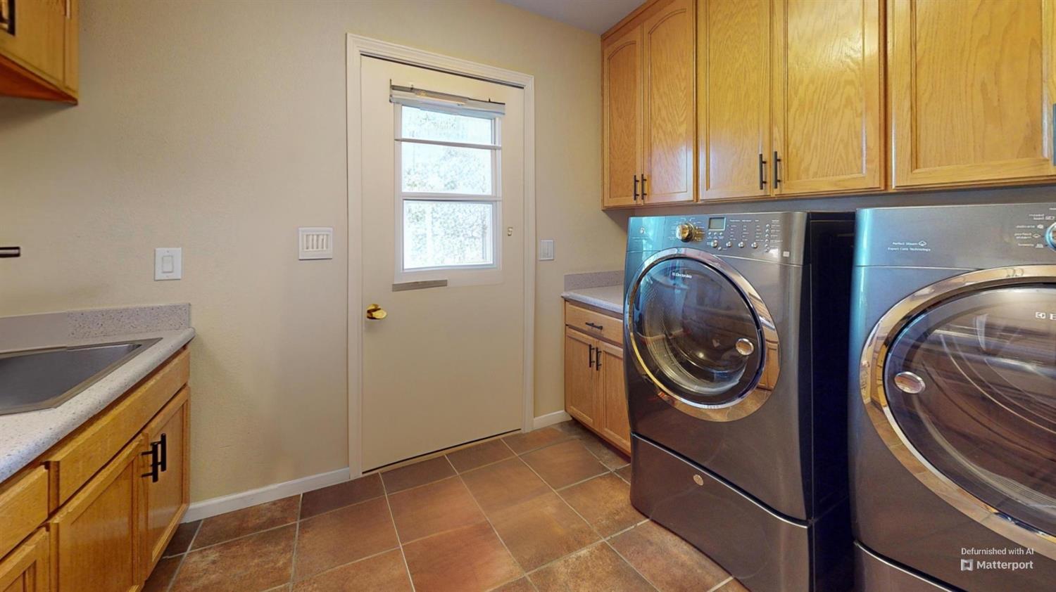 Detail Gallery Image 35 of 91 For 16160 Willow Glen Rd, Brownsville,  CA 95919 - 3 Beds | 3/1 Baths