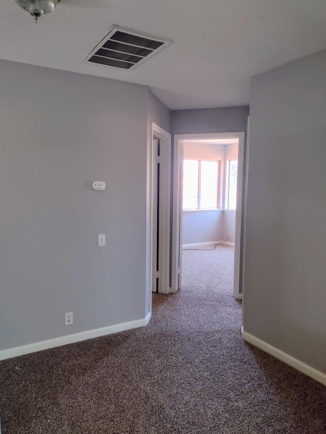 Detail Gallery Image 28 of 57 For 1900 Berryessa Dr, Modesto,  CA 95358 - 3 Beds | 2/1 Baths
