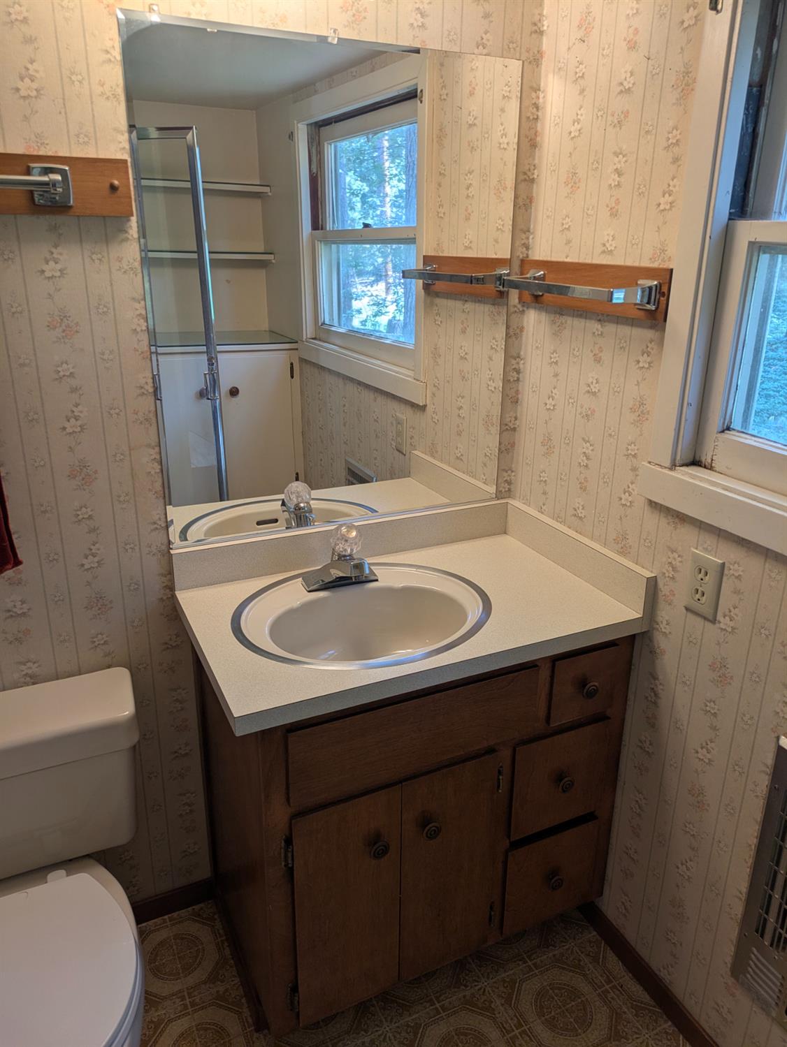 Detail Gallery Image 41 of 71 For 2840 Gardella Ln, Camino,  CA 95709 - 3 Beds | 2 Baths