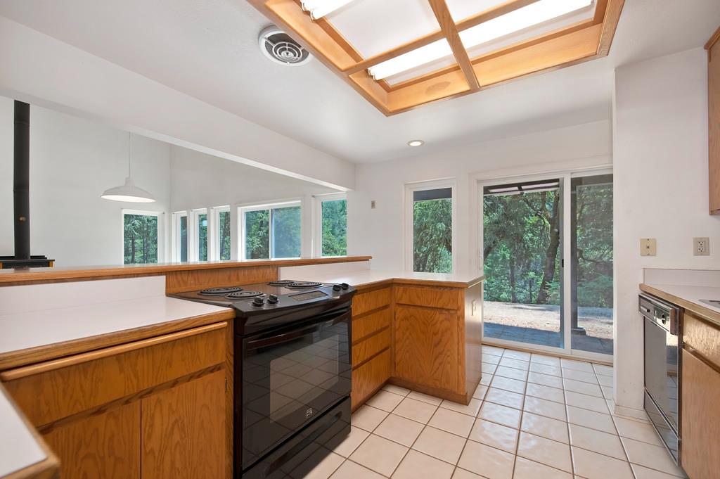 Detail Gallery Image 15 of 47 For 480 Ridgeback Ln, Colfax,  CA 95713 - 3 Beds | 2 Baths