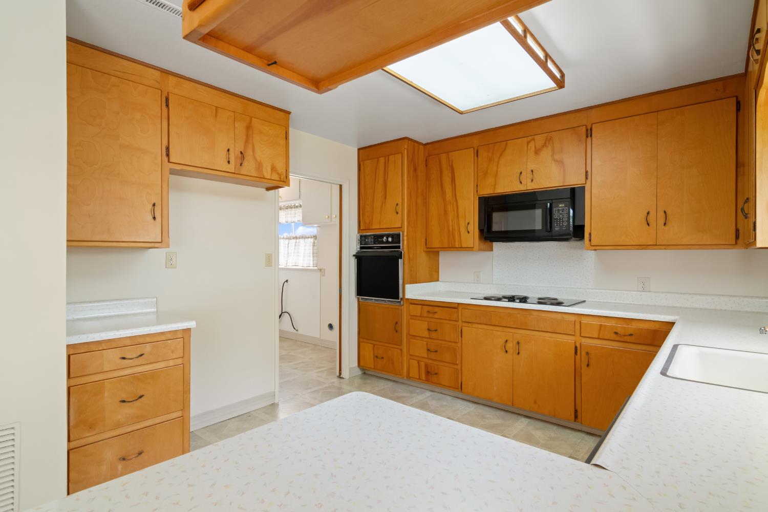 Detail Gallery Image 13 of 32 For 11478 N Ballico Ave, Ballico,  CA 95303 - 3 Beds | 2 Baths