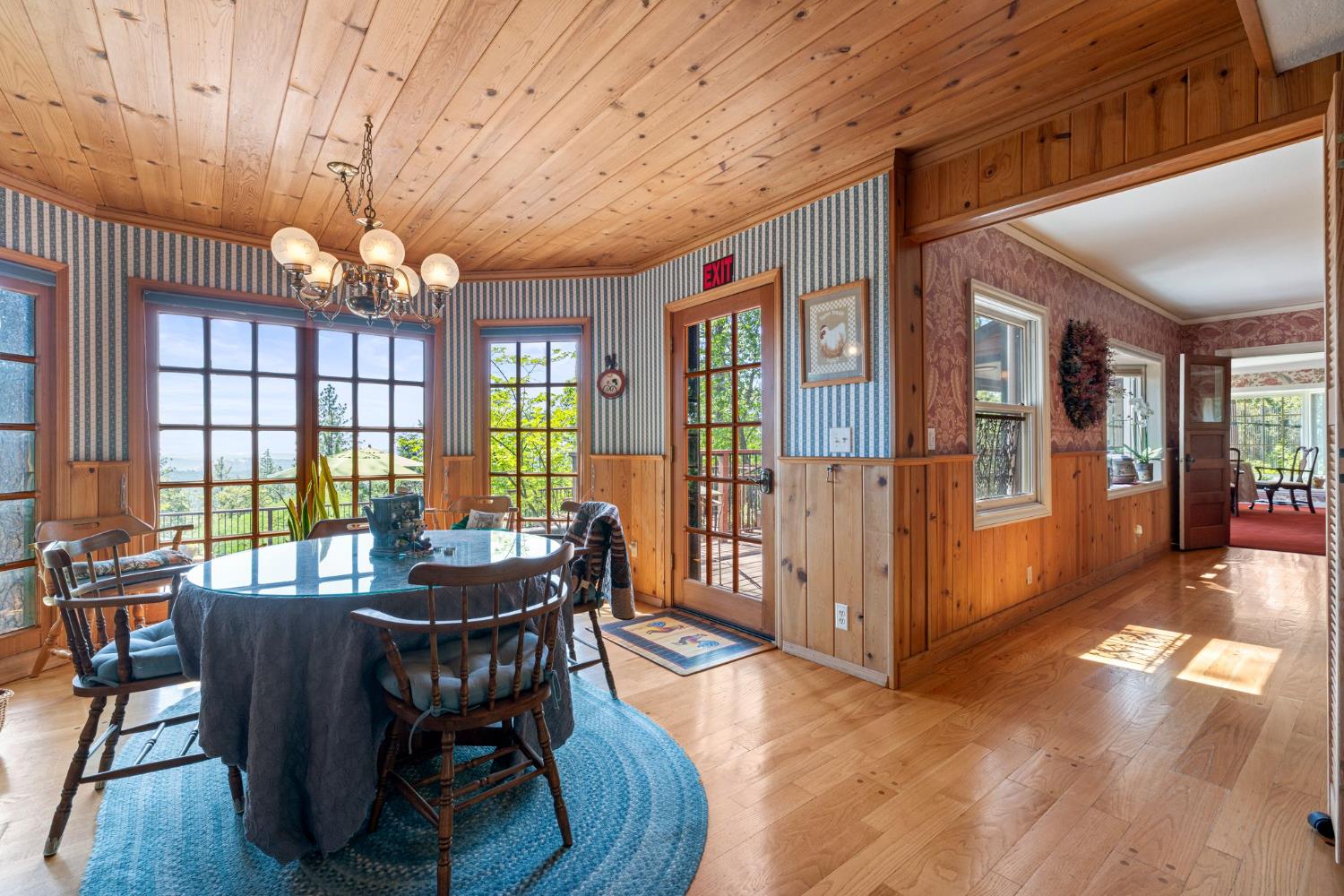Detail Gallery Image 14 of 97 For 5821 Spanish Flat Rd, Garden Valley,  CA 95633 - 2 Beds | 5/1 Baths
