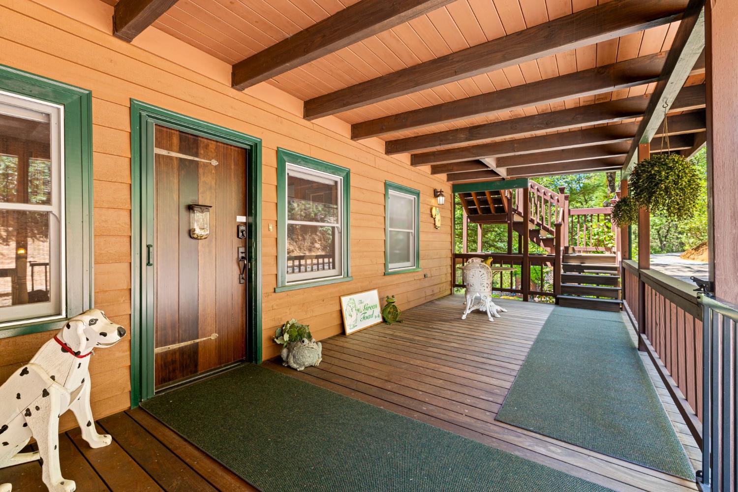 Detail Gallery Image 6 of 97 For 5821 Spanish Flat Rd, Garden Valley,  CA 95633 - 2 Beds | 5/1 Baths