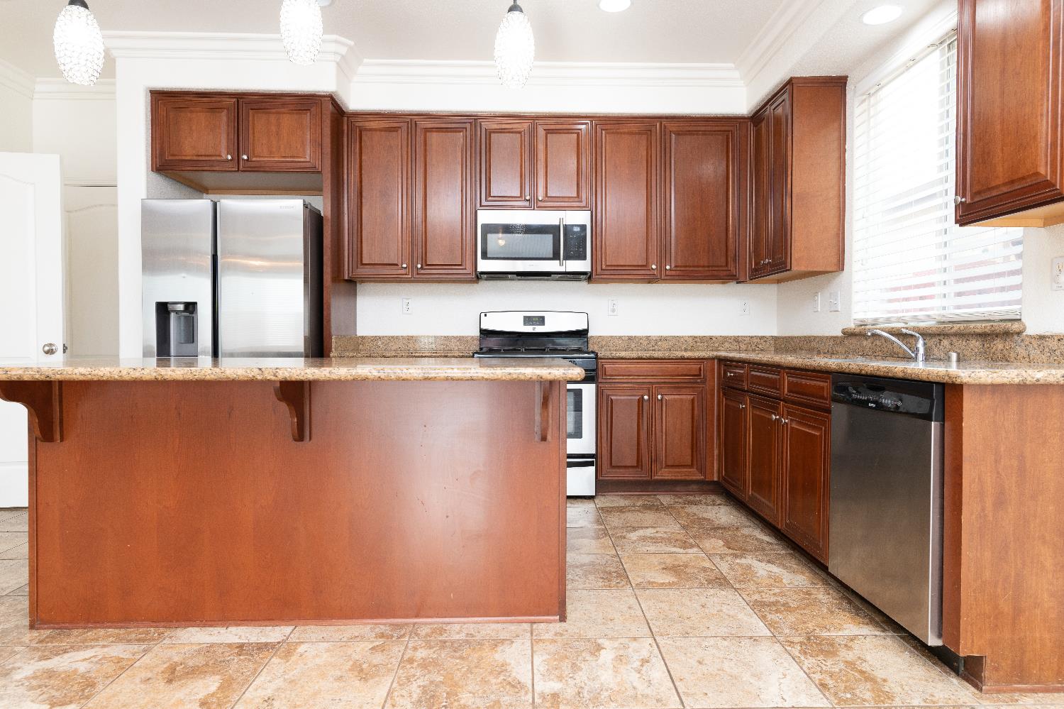 Detail Gallery Image 56 of 59 For 17753 Almond Orchard Way, Lathrop,  CA 95330 - 6 Beds | 3 Baths