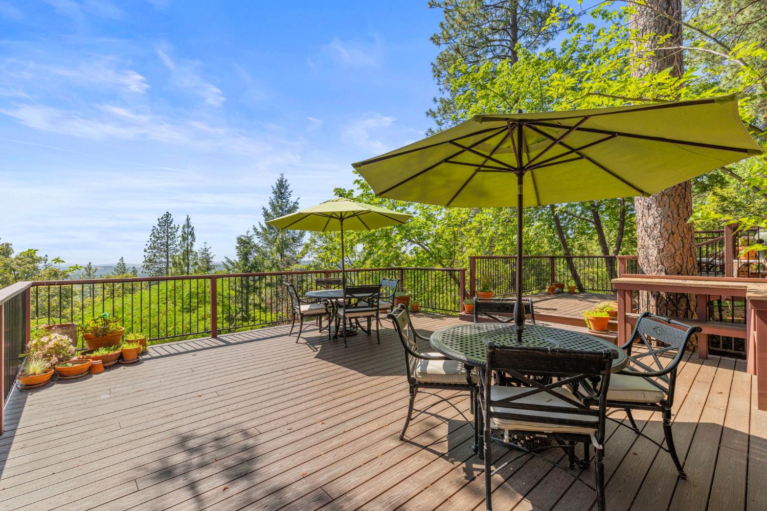 Detail Gallery Image 45 of 97 For 5821 Spanish Flat Rd, Garden Valley,  CA 95633 - 2 Beds | 5/1 Baths