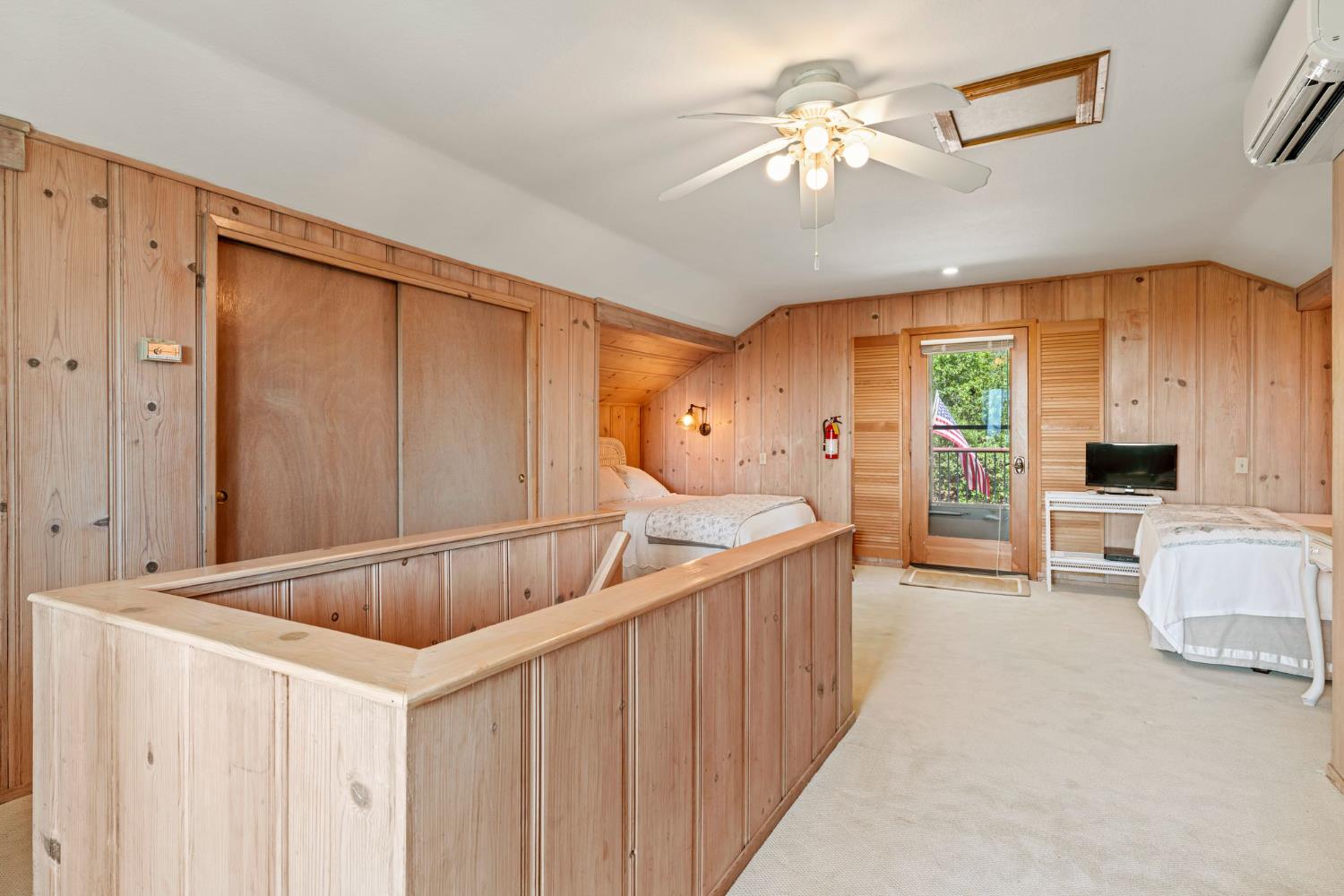 Detail Gallery Image 26 of 97 For 5821 Spanish Flat Rd, Garden Valley,  CA 95633 - 2 Beds | 5/1 Baths