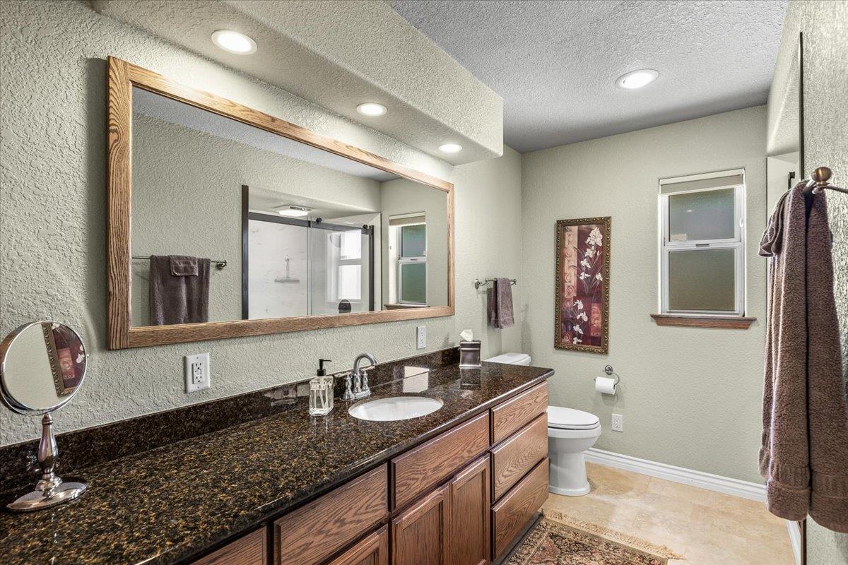 Detail Gallery Image 32 of 99 For 14430 Avenida Central, La Grange,  CA 95329 - 3 Beds | 3 Baths
