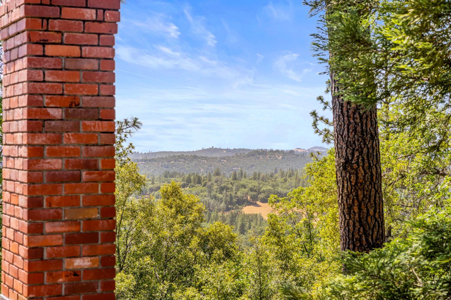 Detail Gallery Image 39 of 97 For 5821 Spanish Flat Rd, Garden Valley,  CA 95633 - 2 Beds | 5/1 Baths