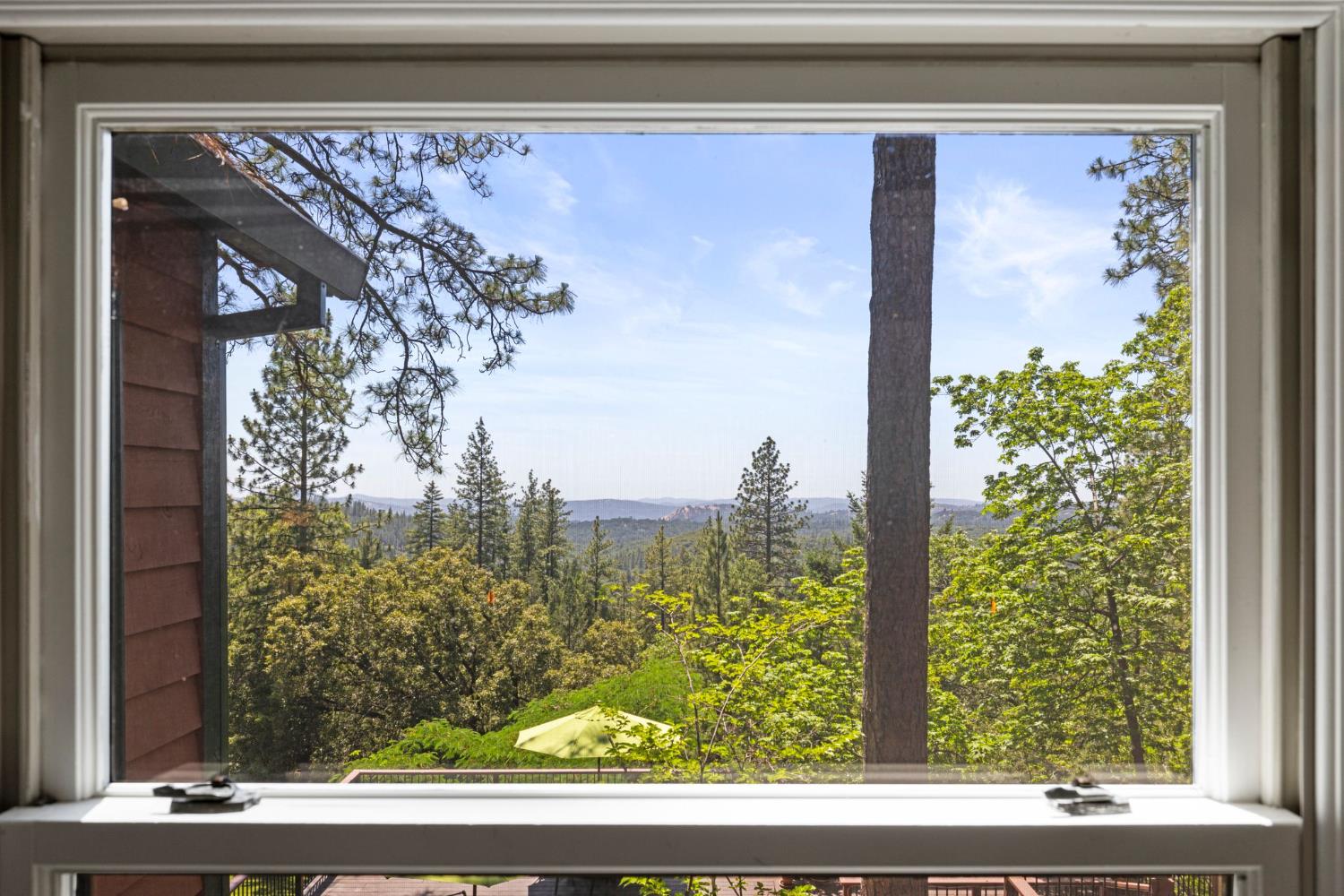 Detail Gallery Image 32 of 97 For 5821 Spanish Flat Rd, Garden Valley,  CA 95633 - 2 Beds | 5/1 Baths