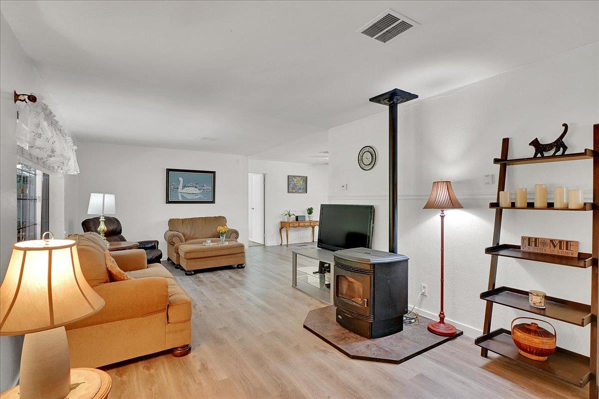 Detail Gallery Image 24 of 77 For 8934 Pedigo Trl, Brownsville,  CA 95919 - 3 Beds | 2 Baths