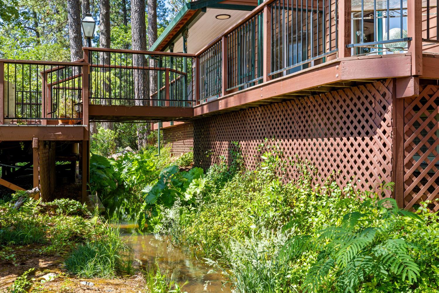 Detail Gallery Image 47 of 97 For 5821 Spanish Flat Rd, Garden Valley,  CA 95633 - 2 Beds | 5/1 Baths