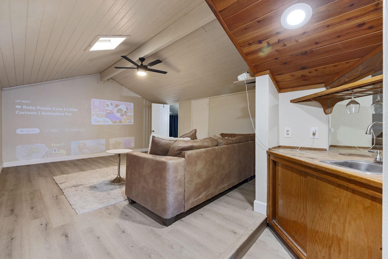 Detail Gallery Image 28 of 39 For 1118 Cedar Creek Dr #85,  Modesto,  CA 95355 - 3 Beds | 2 Baths