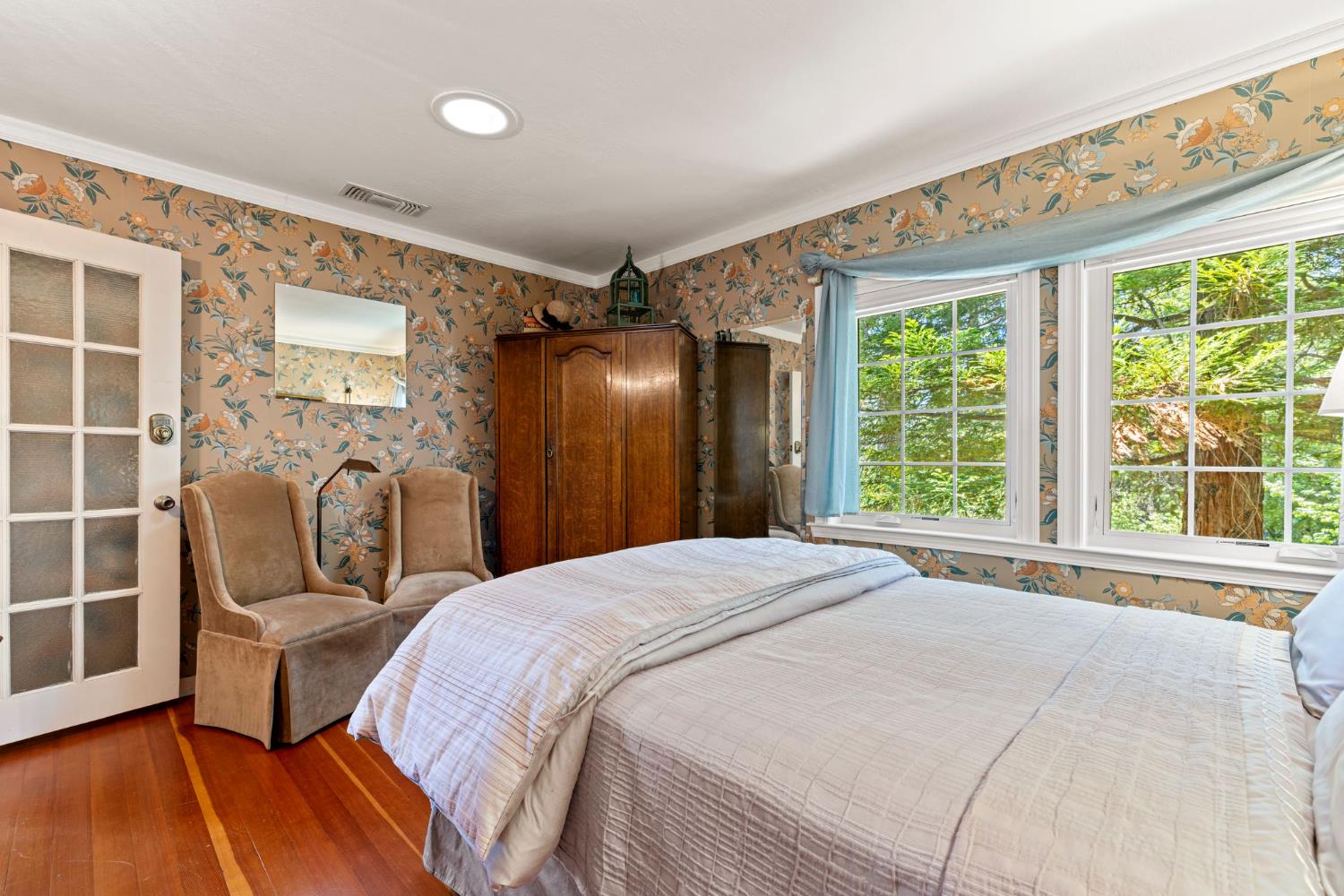 Detail Gallery Image 18 of 97 For 5821 Spanish Flat Rd, Garden Valley,  CA 95633 - 2 Beds | 5/1 Baths