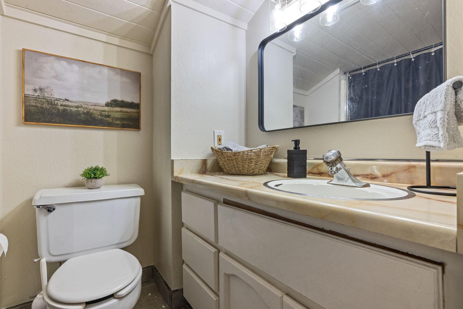 Detail Gallery Image 32 of 39 For 1118 Cedar Creek Dr #85,  Modesto,  CA 95355 - 3 Beds | 2 Baths