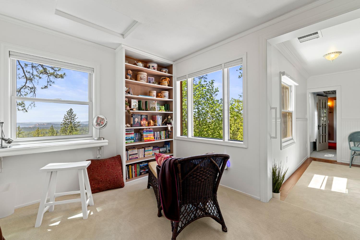 Detail Gallery Image 34 of 97 For 5821 Spanish Flat Rd, Garden Valley,  CA 95633 - 2 Beds | 5/1 Baths