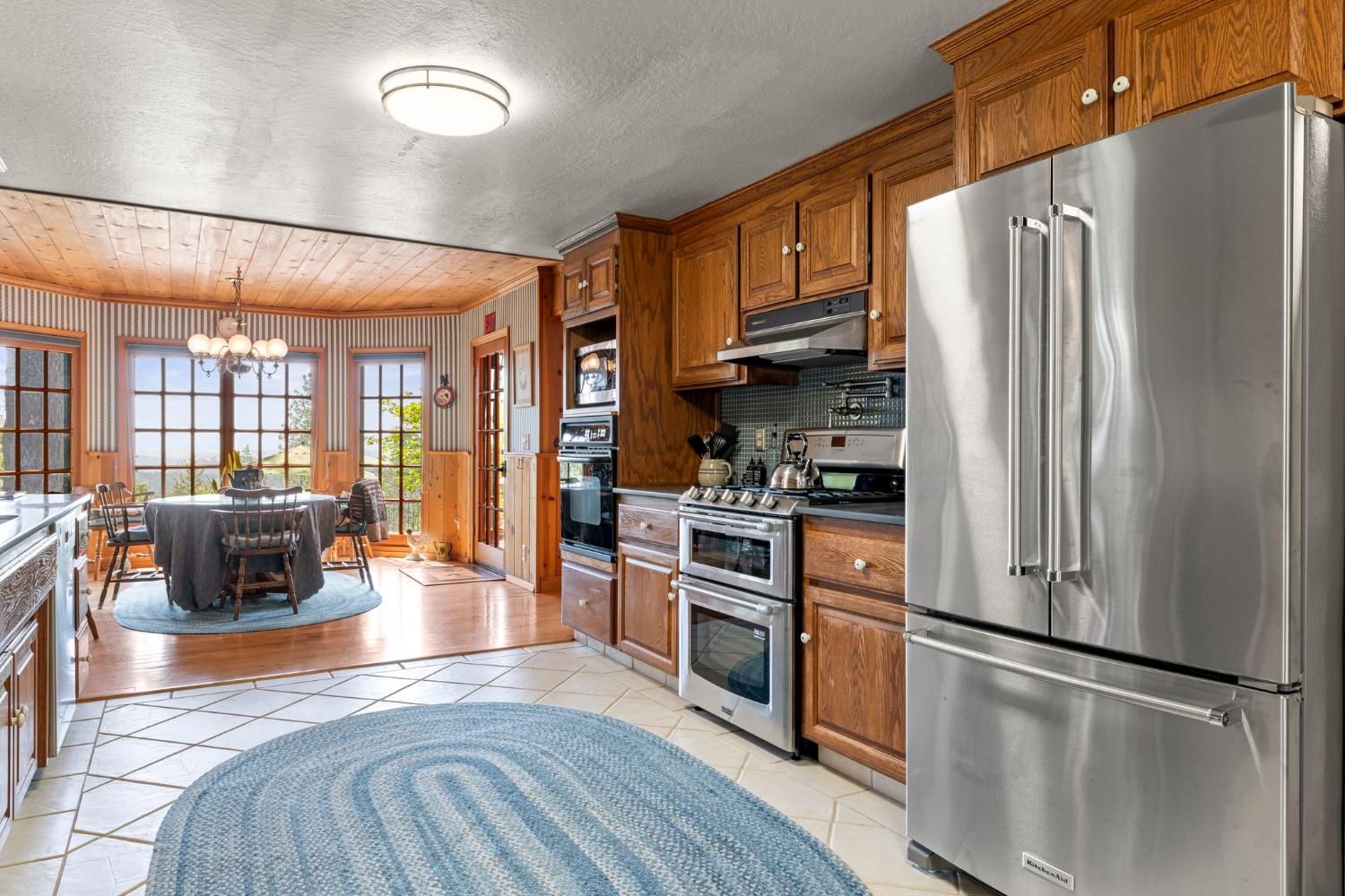Detail Gallery Image 13 of 97 For 5821 Spanish Flat Rd, Garden Valley,  CA 95633 - 2 Beds | 5/1 Baths