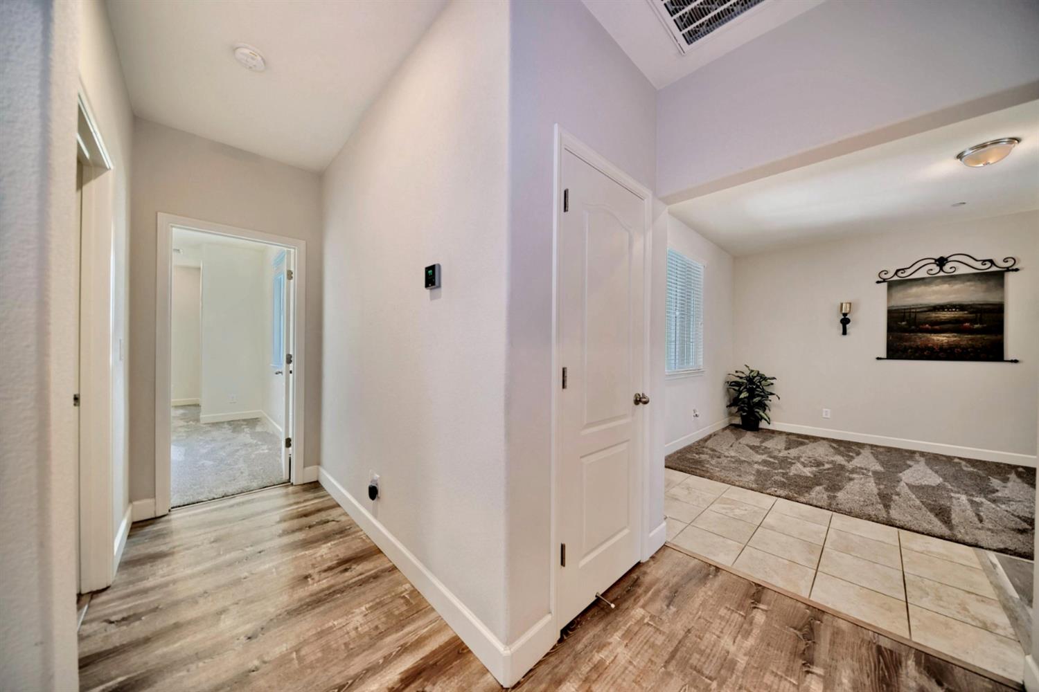 Detail Gallery Image 11 of 81 For 245 Springfield Dr, Manteca,  CA 95337 - 3 Beds | 2 Baths
