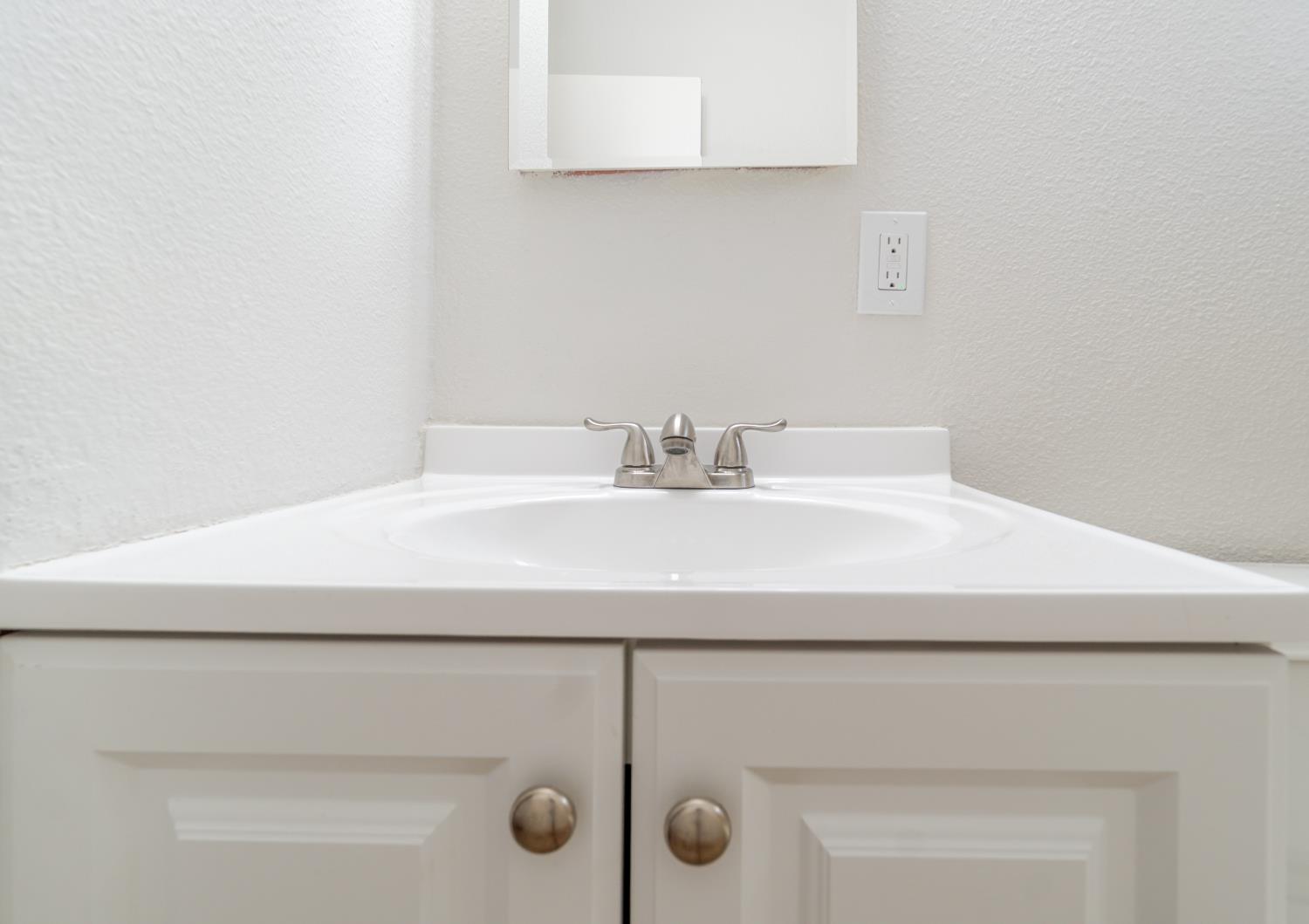 Detail Gallery Image 11 of 23 For 5705 San Ardo Way, North Highlands,  CA 95660 - 3 Beds | 1 Baths