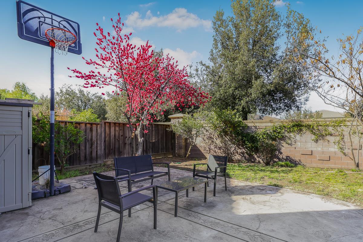 Detail Gallery Image 47 of 53 For 327 W Laverne Ct, Mountain House,  CA 95391 - 4 Beds | 3 Baths