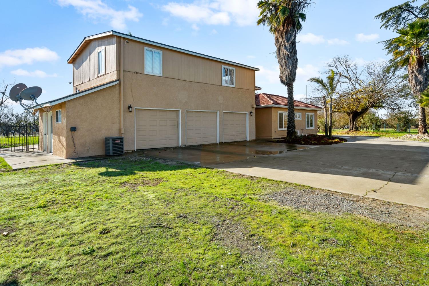 Detail Gallery Image 8 of 93 For 6312 Skittone Rd, Modesto,  CA 95356 - 5 Beds | 4 Baths
