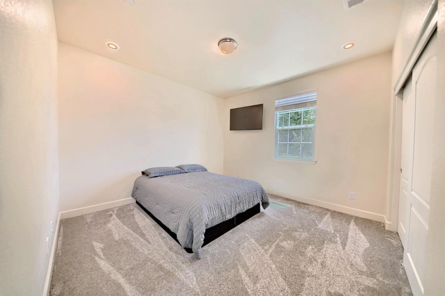 Detail Gallery Image 51 of 81 For 245 Springfield Dr, Manteca,  CA 95337 - 3 Beds | 2 Baths