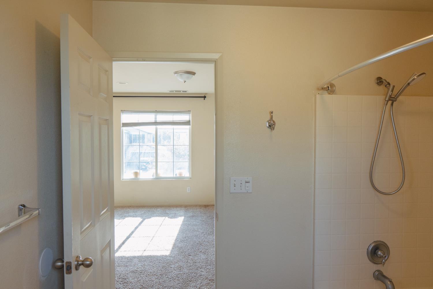 Detail Gallery Image 34 of 53 For 4376 Mathias Way, Merced,  CA 95348 - 3 Beds | 2/1 Baths