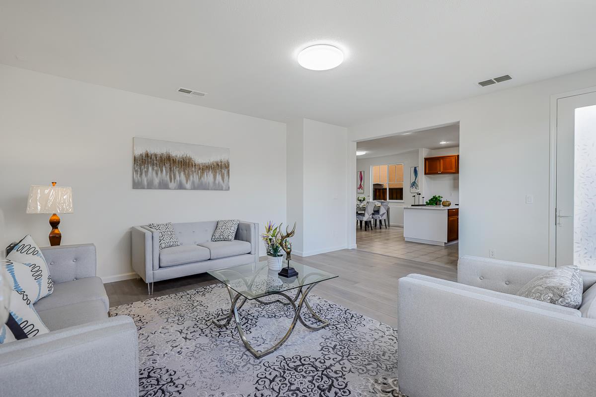 Detail Gallery Image 20 of 53 For 327 W Laverne Ct, Mountain House,  CA 95391 - 4 Beds | 3 Baths
