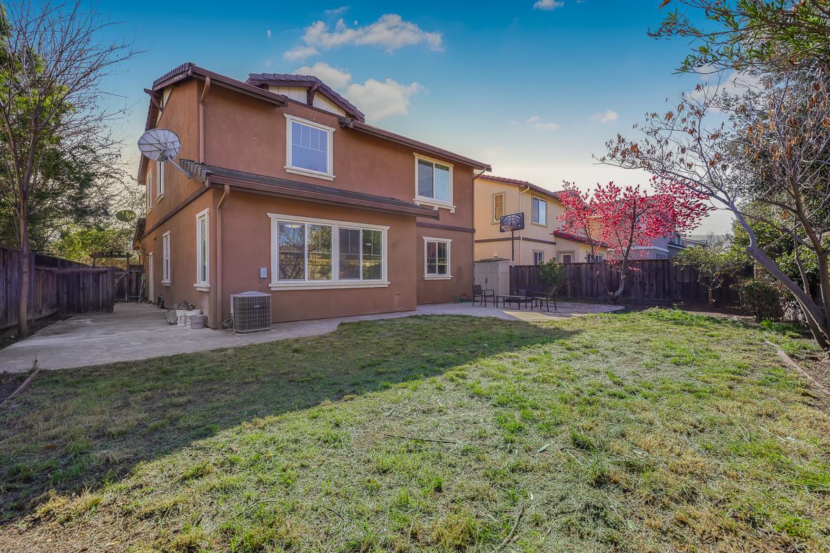 Detail Gallery Image 51 of 53 For 327 W Laverne Ct, Mountain House,  CA 95391 - 4 Beds | 3 Baths