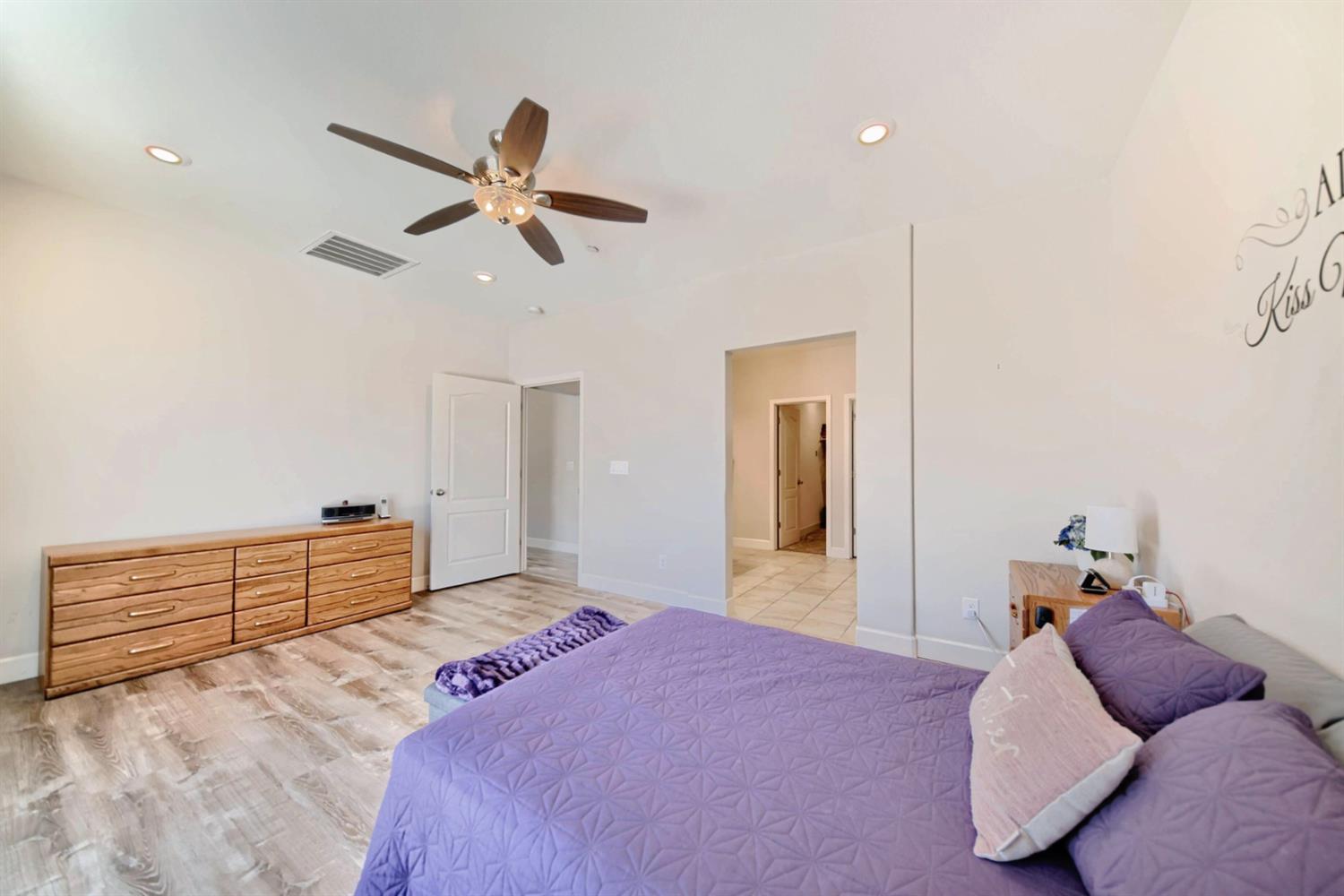 Detail Gallery Image 61 of 81 For 245 Springfield Dr, Manteca,  CA 95337 - 3 Beds | 2 Baths