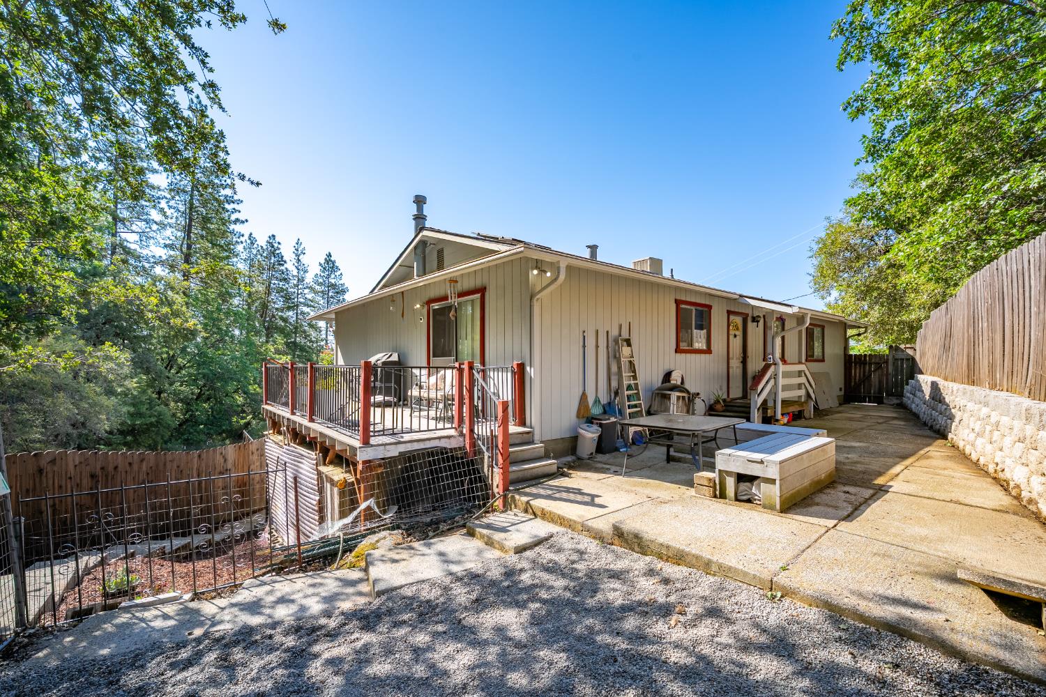 Detail Gallery Image 44 of 73 For 111 W Oak Hill Dr, Colfax,  CA 95713 - 4 Beds | 2/1 Baths