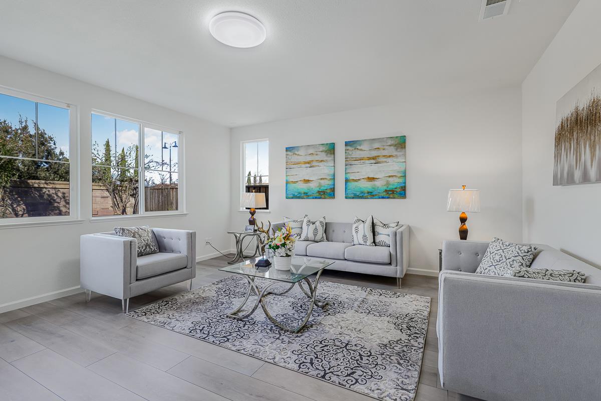 Detail Gallery Image 21 of 53 For 327 W Laverne Ct, Mountain House,  CA 95391 - 4 Beds | 3 Baths