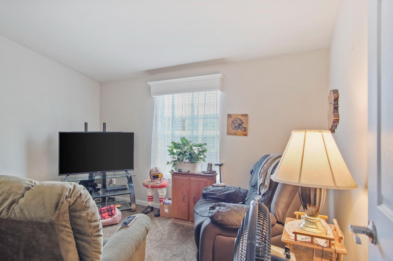 Detail Gallery Image 15 of 23 For 1557 Monte Cristo Way, Livingston,  CA 95334 - 2 Beds | 2 Baths