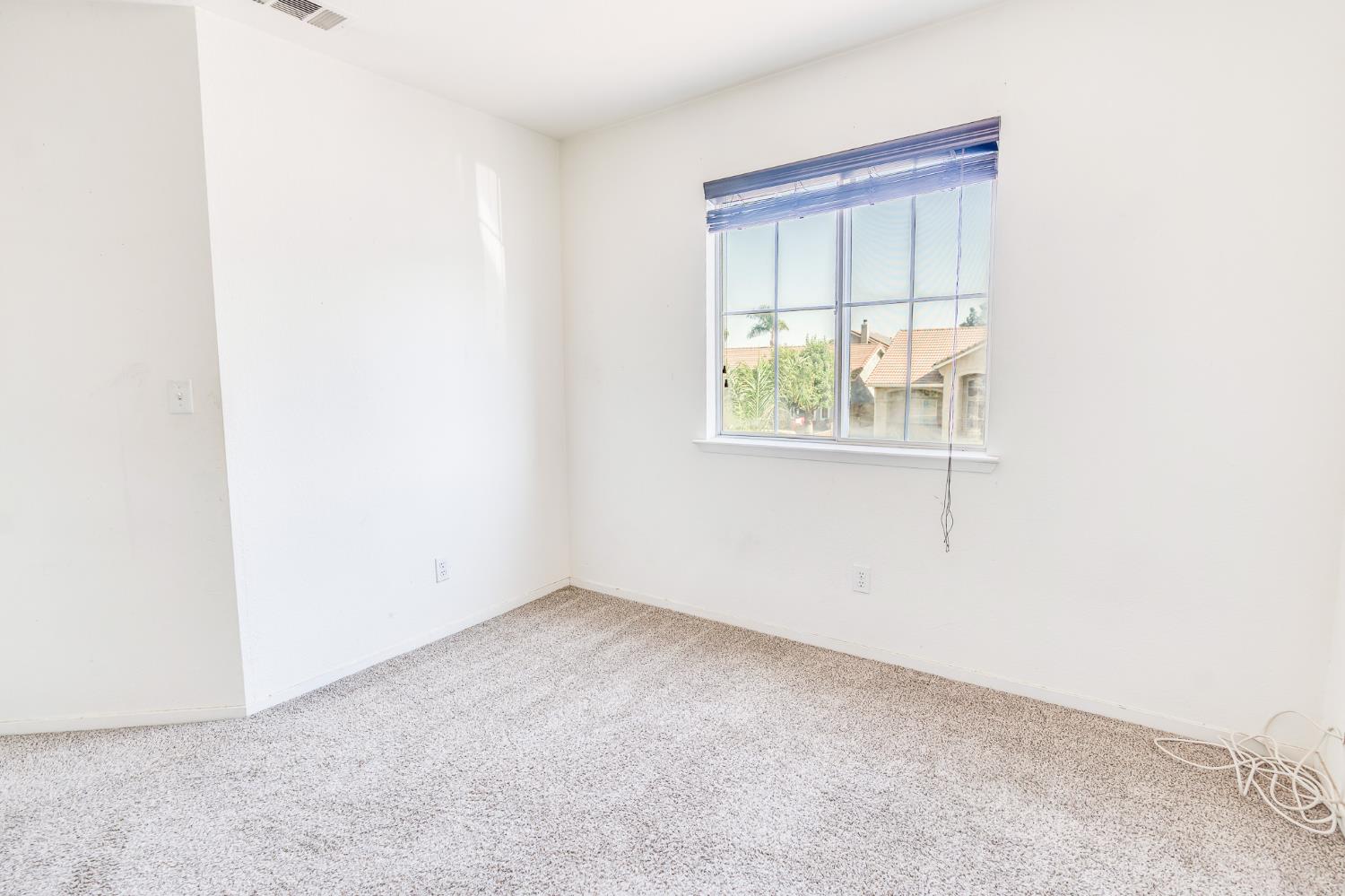 Detail Gallery Image 37 of 66 For 930 Kathy St, Los Banos,  CA 93635 - 4 Beds | 2/1 Baths