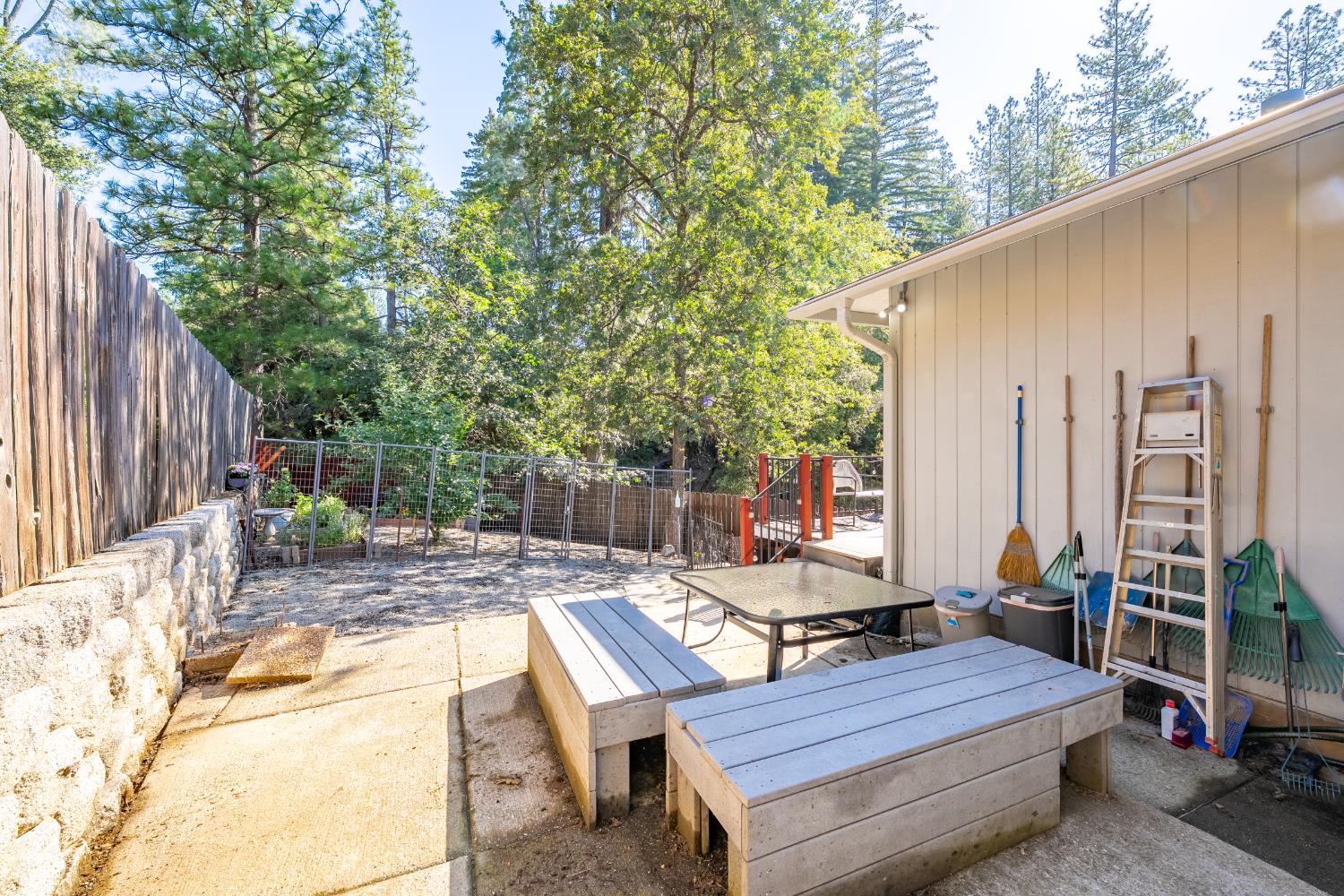 Detail Gallery Image 45 of 73 For 111 W Oak Hill Dr, Colfax,  CA 95713 - 4 Beds | 2/1 Baths