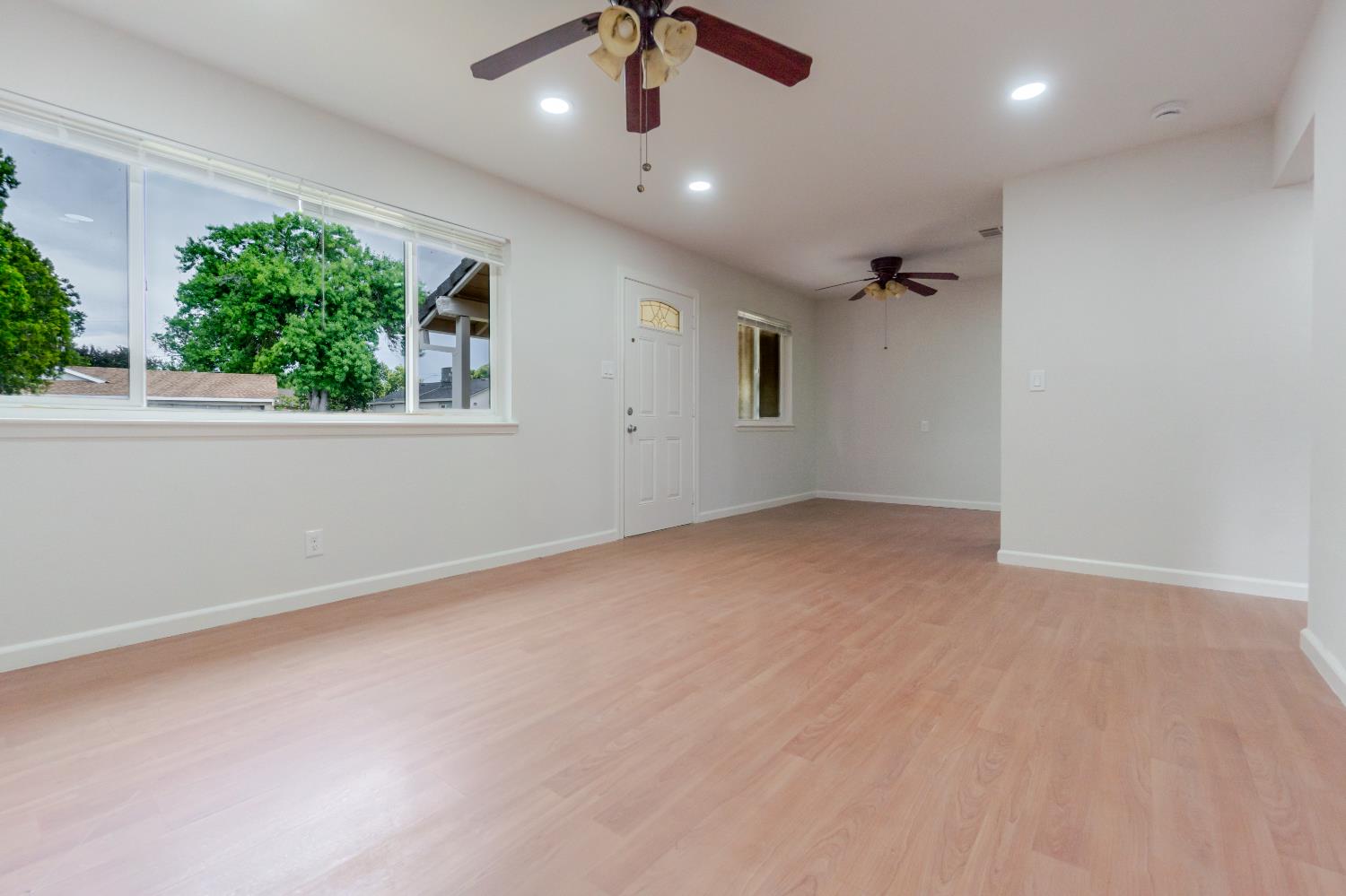 Detail Gallery Image 7 of 23 For 5705 San Ardo Way, North Highlands,  CA 95660 - 3 Beds | 1 Baths