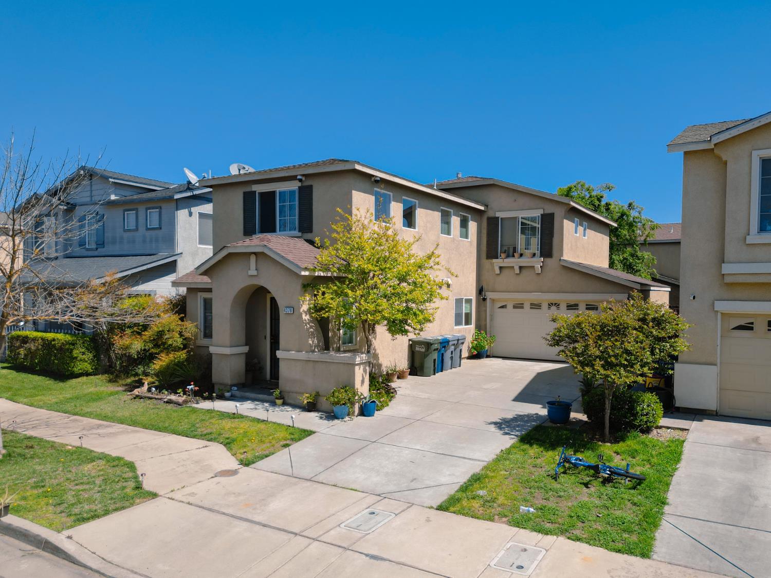 Detail Gallery Image 2 of 53 For 4376 Mathias Way, Merced,  CA 95348 - 3 Beds | 2/1 Baths