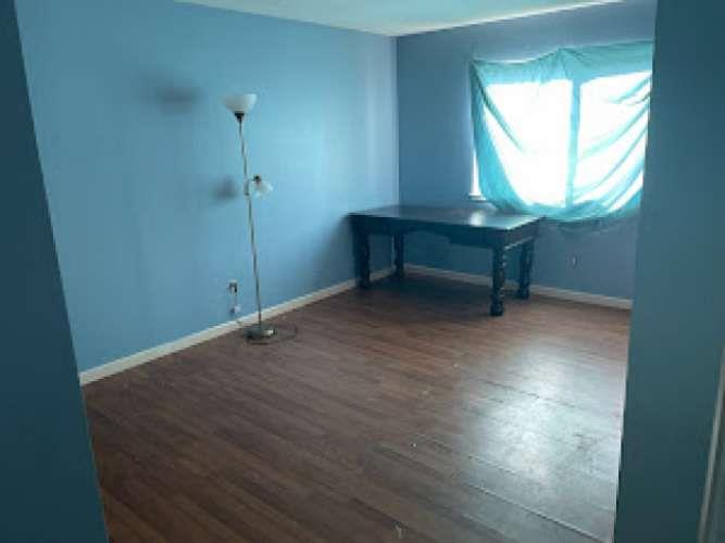 Detail Gallery Image 6 of 13 For 303 Georgiana Dr, Isleton,  CA 95641 - 3 Beds | 2 Baths