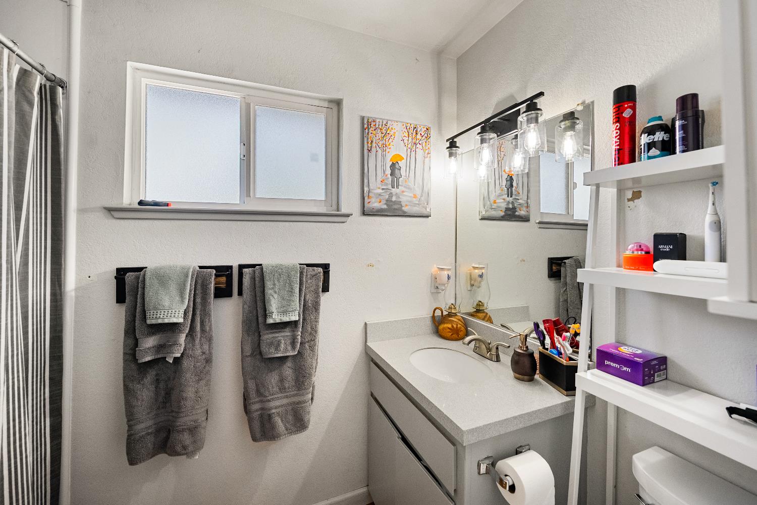 Detail Gallery Image 24 of 73 For 111 W Oak Hill Dr, Colfax,  CA 95713 - 4 Beds | 2/1 Baths