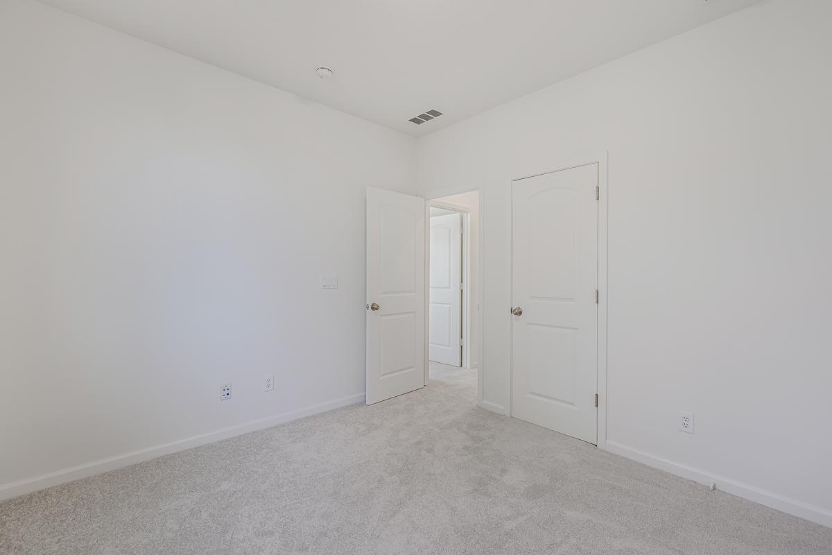 Detail Gallery Image 32 of 53 For 327 W Laverne Ct, Mountain House,  CA 95391 - 4 Beds | 3 Baths