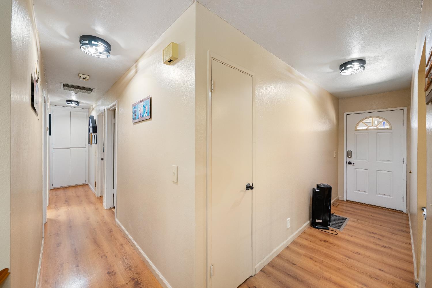 Detail Gallery Image 18 of 73 For 111 W Oak Hill Dr, Colfax,  CA 95713 - 4 Beds | 2/1 Baths