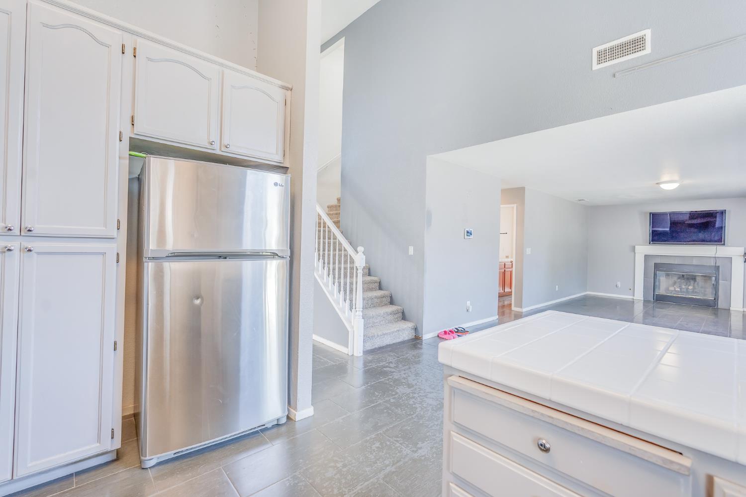 Detail Gallery Image 22 of 66 For 930 Kathy St, Los Banos,  CA 93635 - 4 Beds | 2/1 Baths