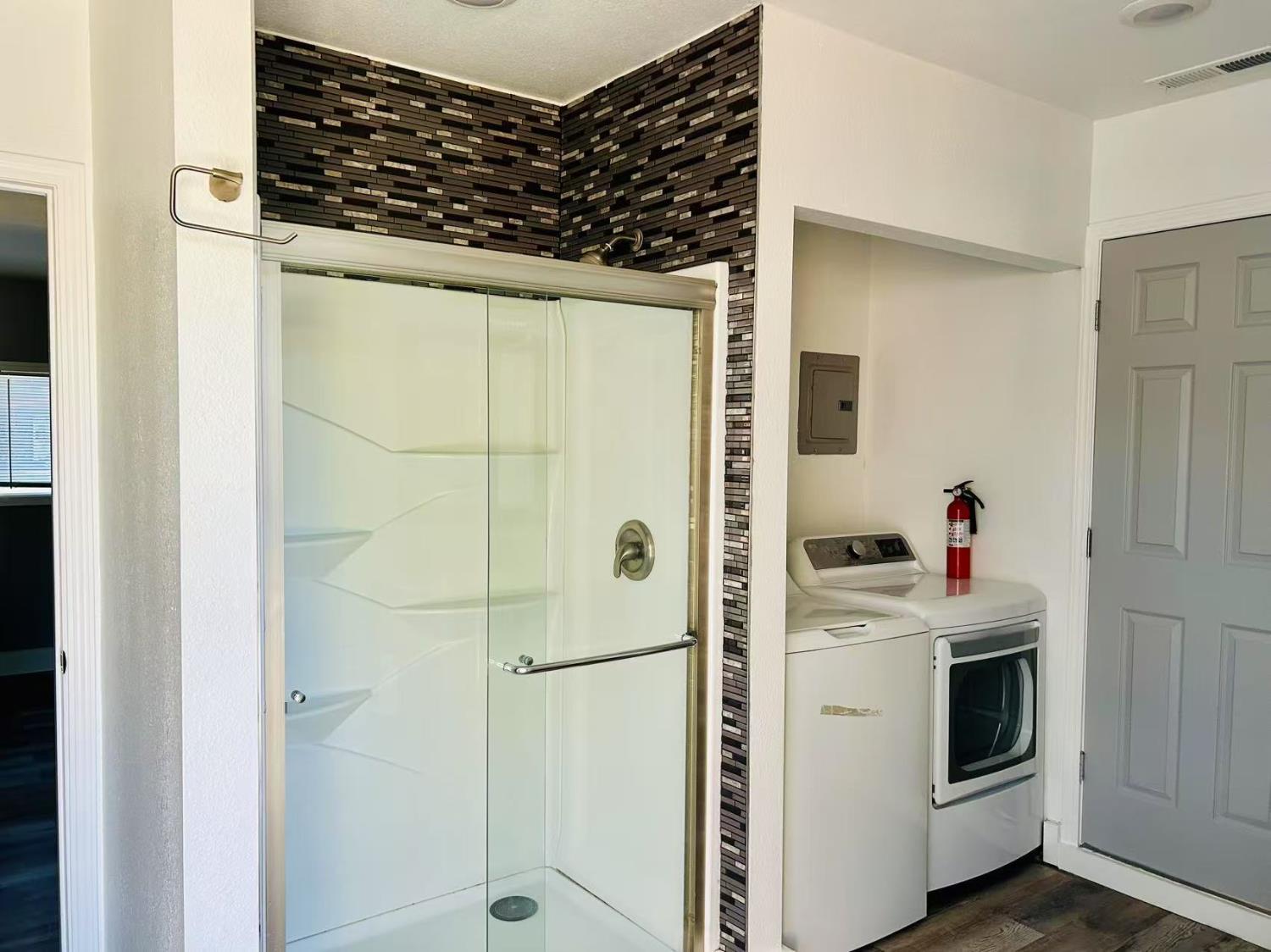 Detail Gallery Image 16 of 35 For 4255 Schofield Way, North Highlands,  CA 95660 - 4 Beds | 2 Baths